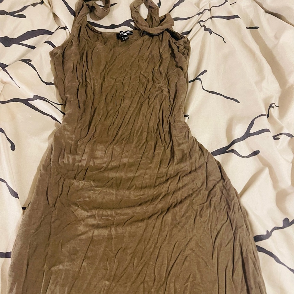 Army green midi dress (shape)